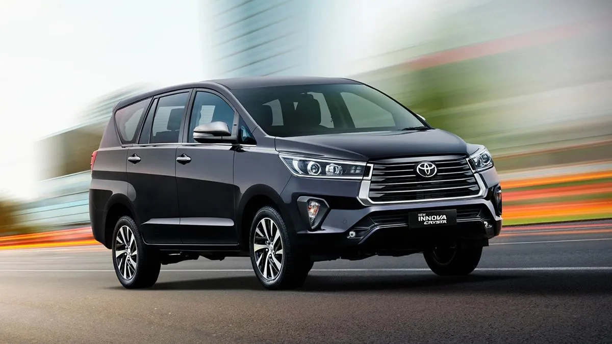 TOYOTA INNOVA CRYSTA